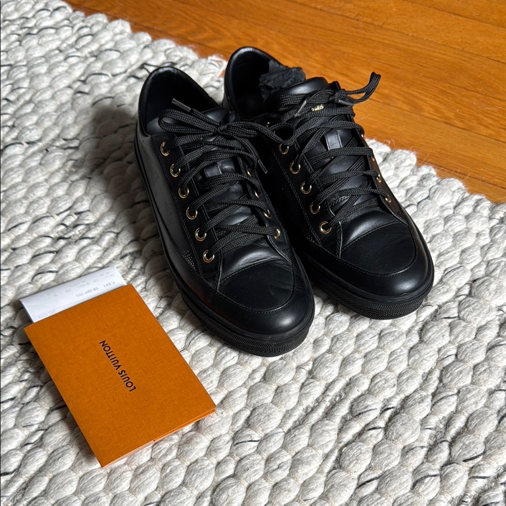 Louis Vuitton women sneakers size 38